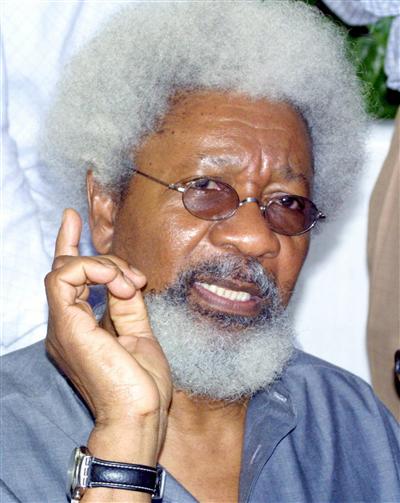 Professeur Wole Soyinka a fait cet hommage le 27 septembre lors d’une réunion des écrivains nigérians à Freedom Park, Broad Street, Lagos – Texte traduit de l’anglais par Elisabeth Nyffenegger